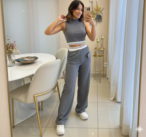 Conjunto Urban Elite – Cropped Estruturado & Calça de Corte Preciso